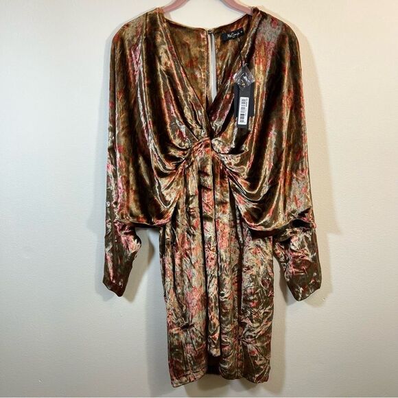 Anthropologie Mes Demoiselles V-Neck Velvet Batwing Dress Medium NWT - Picture 3 of 16